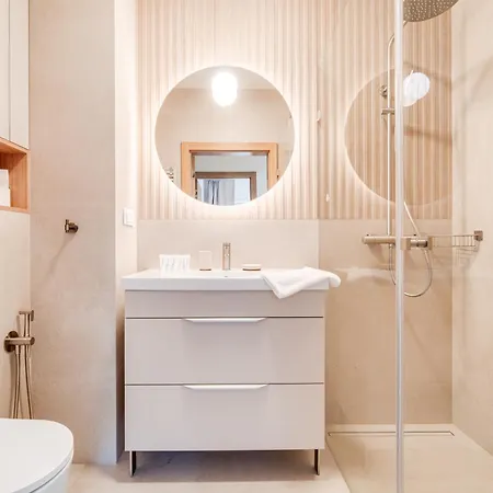 Czysta 4 - B By Homeprime *